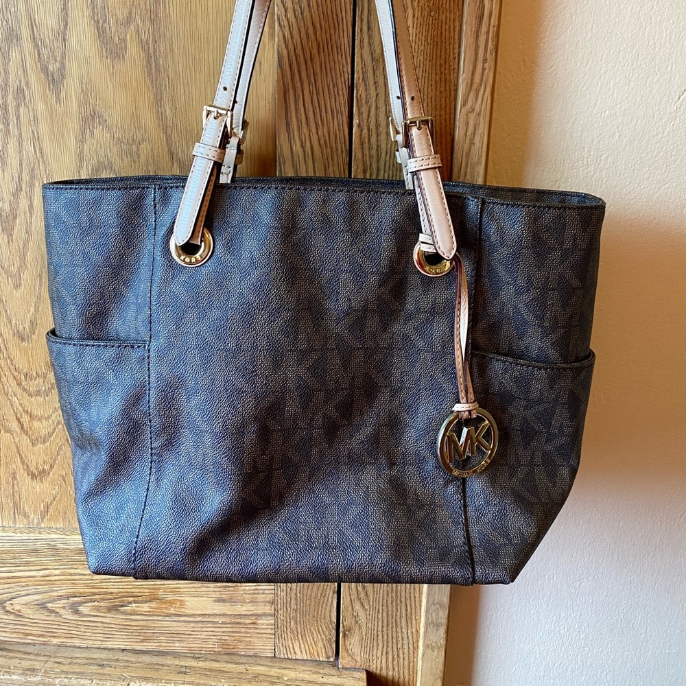 Michael Kors signature tote